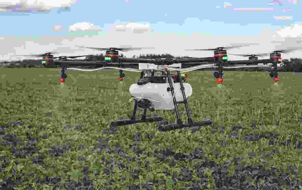 Usage Of Drones In Spray Fertilizers To Crops 
